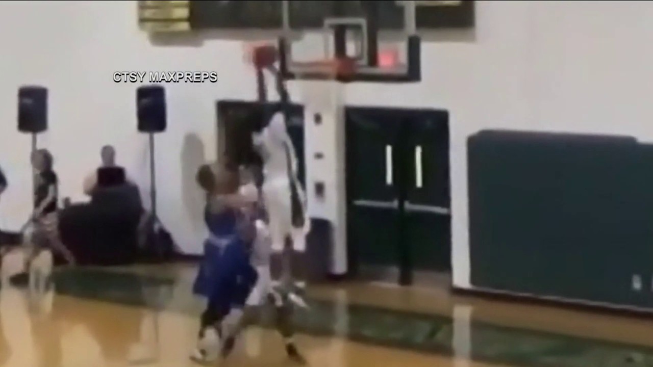 Fleming Island basketball standout dies in singlecar crash